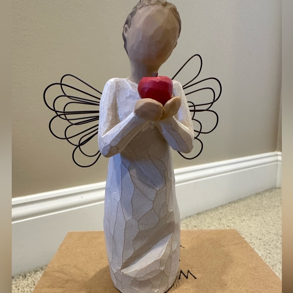 Willow Tree You're The Best! Angel, Sculpted Hand-Painted Figure